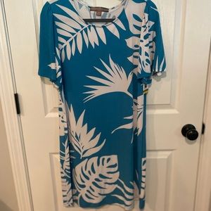 Perfect summer beach dress for your vacation, New with Tags and wrinkle free!